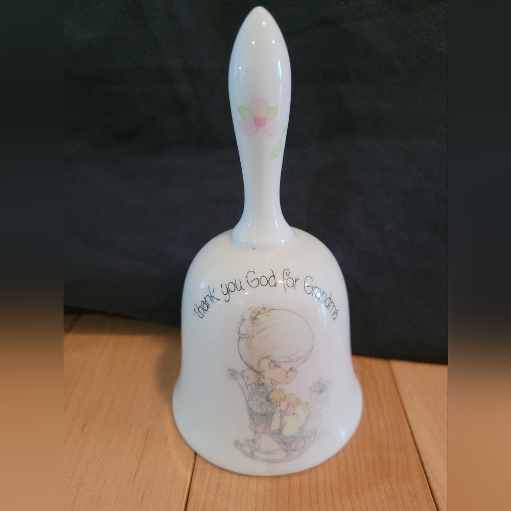 Precious Moments 1985 "Thank You God For Grandma" Ceramic Bell